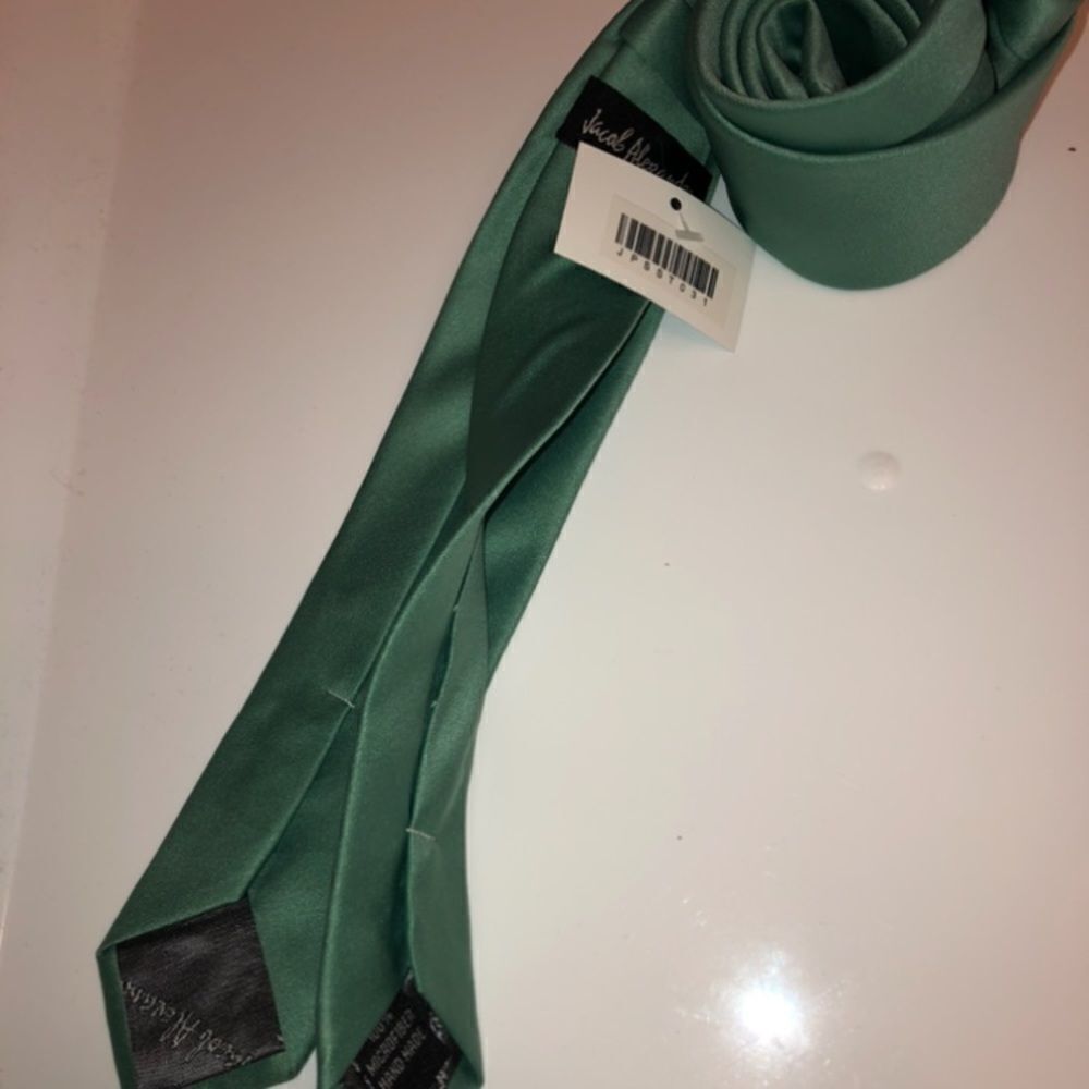 NWT Jacob Alexander tie